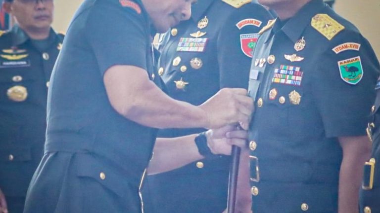 Jejak Pengabdian dan Harapan Baru, Pangdam Pimpin Sertijab Pejabat Utama Kodam XVIII/Kasuari