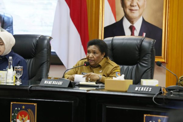 Kemendagri Minta Pemda Atensi Program Strategis Pemeriksaan Kesehatan Gratis dan Penyediaan Tiga Juta Rumah