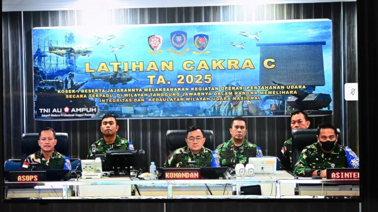 Dankosek I Buka Latihan Hanud Cakra C-25 TA. 2025