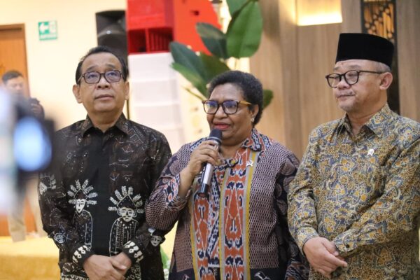 Wamendagri Tegaskan Komitmen Kemendagri Dukung Pemeriksaan Kesehatan Gratis untuk Wujudkan Masyarakat Sehat