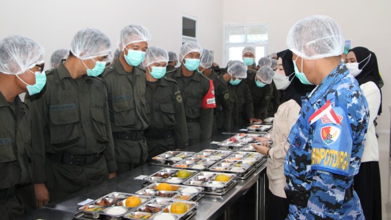 TNI AU Kenalkan Edukasi Gizi Seimbang kepada 600 Siswa SPPI di Lanud Husein Sastranegara