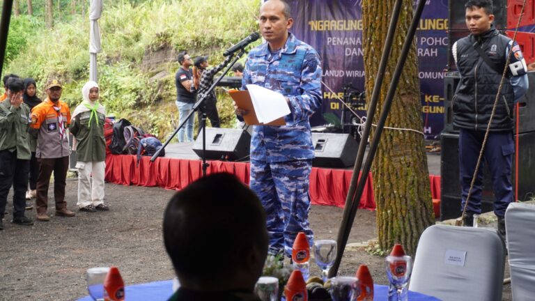 Tanam Seribu Pohon dan Donor Darah, TNI AU Ajak Masyarakat Lestarikan Galunggung
