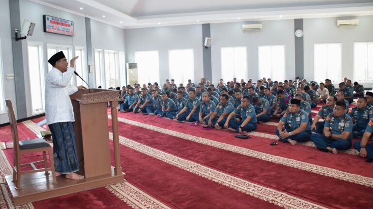 Dankormar Pimpin Prajurit dan PNS Mako Kormar Peringati Tahun Baru Islam 1447 H/ 2025 M