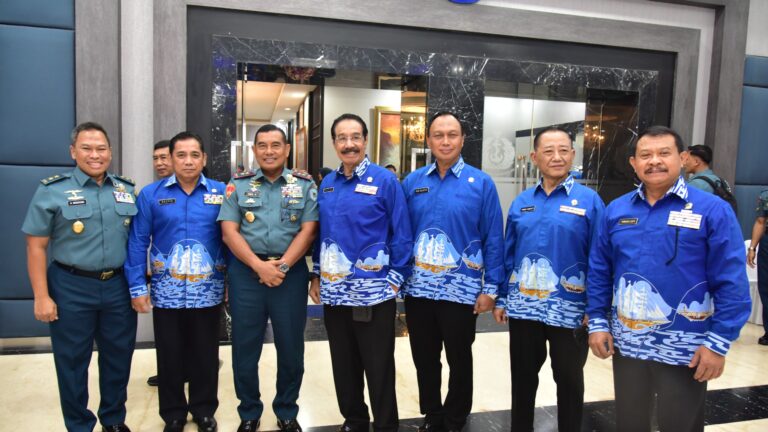 Dankormar Hadiri Serah Terima Jabatan Ketua Umum PPAL dan PIPAL