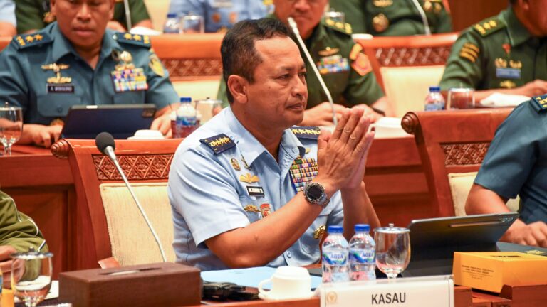 Kasau Hadiri Rapat Kerja dengan Komisi I DPR RI