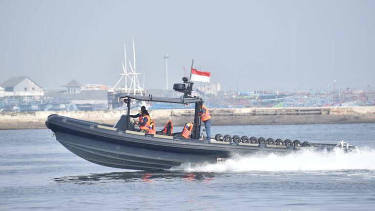 Dankormar Hadiri Uji Fungsi RBB Vampire Tactical Water Craft Interception