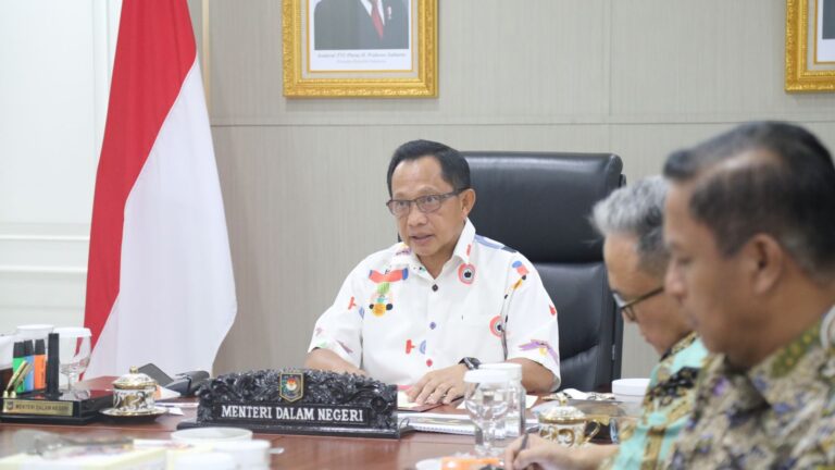 Mendagri Tito Terus Pastikan Kesiapan Launching Kelembagaan Kopdeskel Merah Putih