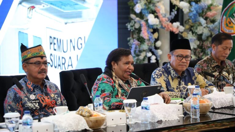 Tinjau Kesiapan PSU Kabupaten Barito Utara, Wamendagri Ribka Tekankan Harus Jadi yang Terakhir