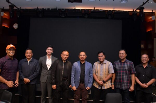 Kasau Hadiri Gala Premier Film Believe
