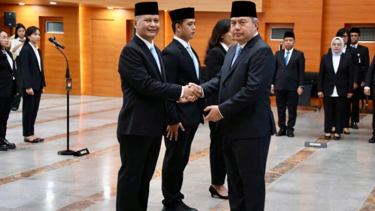 Sekjen Kemendagri: Pelantikan Pejabat Baru Dorong Peningkatan Kinerja dan Inovasi
