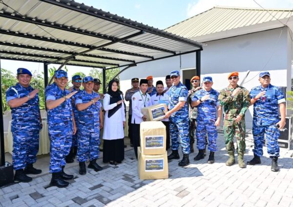 Peringati Hari Bakti TNI AU ke-78, Lanud Abd Saleh Bagikan Sembako Gratis dan Pelayanan Kesehatan di Blitar