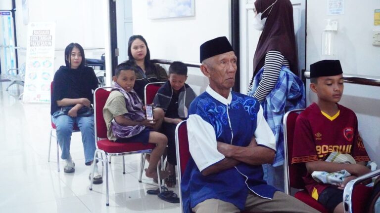 Koopsud II Gelar Sunatan Massal, Wujud Nyata Kepedulian Sosial TNI AU