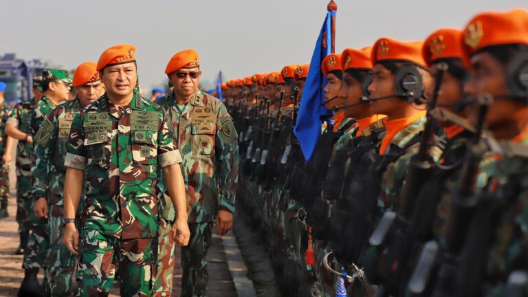Kasau Pimpin Apel Gelar Pasukan TNI AU, Tegaskan Komitmen Profesionalisme dan Kehormatan Prajurit