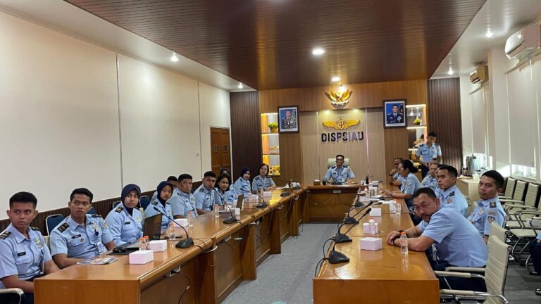 Dispsiau Gelar Webinar Edukatif Bahas Isu LGBT dan Kesehatan Mental Prajurit