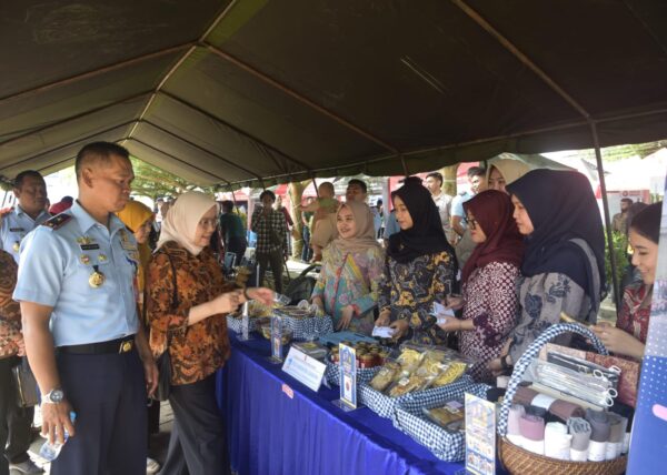 Lanud Supadio Gelar Bazar dan Pasar Murah, Wujud Kepedulian Nyata TNI AU