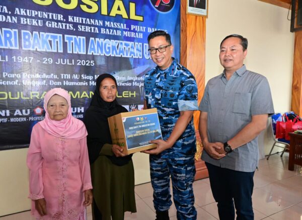 Sambut Hari Bakti, Lanud Abdulrachman Saleh Gelar Bakti Sosial dan Kesehatan