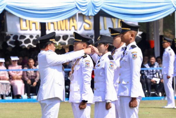 Atas Nama Pemerintah, Mendagri Lantik 1.110 Pamong Praja Muda IPDN Angkatan XXXII