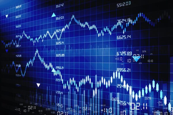Harga Emas Turun Drastis (11/8), Trump Tegaskan Tak Ada Tarif Impor Untuk Emas Batang – Inilah Analisis TradingView.com