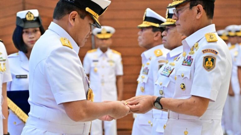 KASAL Pimpin Serah Terima Jabatan Irjenal serta Penyerahan Jabatan Asrena Kasal dan Aspers Kasal