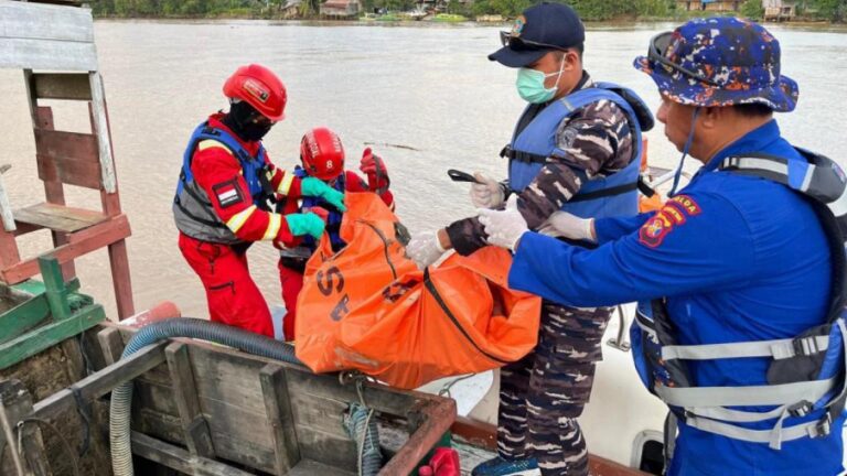 Korban Tenggelam di Sungai Kelay Kalimantan Timur Berhasil Dievakuasi TNI AL dan Tim Sar Gabungan