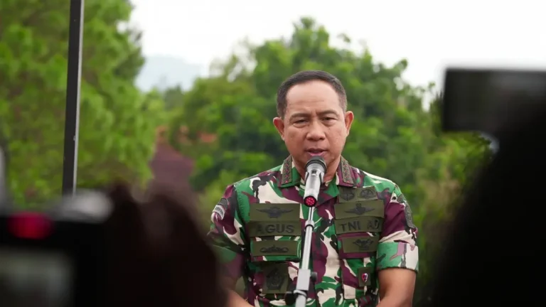 Panglima TNI Ajak Masyarakat Ciptakan Rasa Aman dan Damai serta Jangan Mudah Terprovokasi