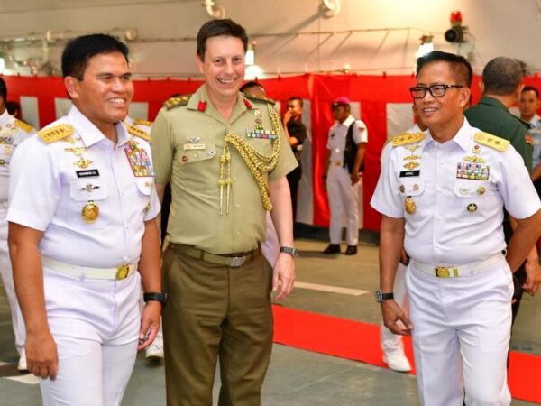 KASAL Hadiri Deck Reception di Kepala Perang Jepang JS Osumi di Dermaga Tanjung Priok