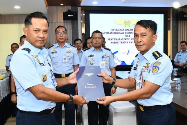 Diskonsau Gelar Penyematan Wing Kehormatan dan Pengaktifan Kembali Korps Teknik Umum TNI AU