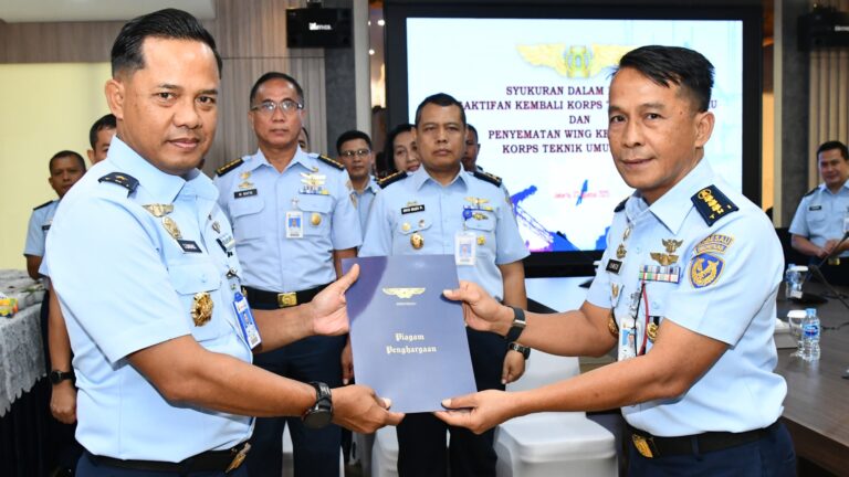 Diskonsau Gelar Penyematan Wing Kehormatan dan Pengaktifan Kembali Korps Teknik Umum TNI AU