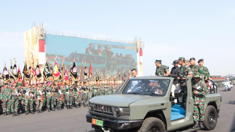Pangkoopsudnas Tinjau Gladi Upacara Gelar Pasukan Operasional dan Kehormatan Militer (Gepasopshormil) di Batujajar