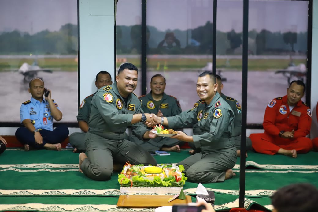 TNI AU Mantapkan Kesiapan Demo Udara HUT ke-80 RI dengan Doa Bersama