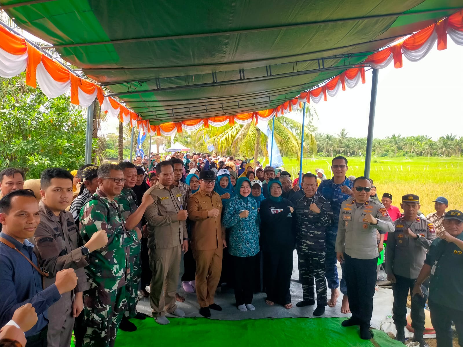Lanud Supadio dan Forkopimda Kubu Raya Panen Padi, Perkuat Ketahanan Pangan