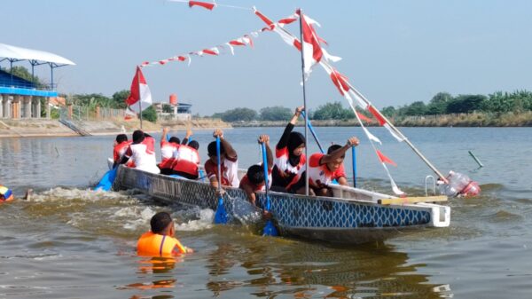 Kolonel Marinir – Hadirkan “Perahu Laganaga” Menjelang Peringatan HUT ke-80 RI: Filosofi Kekuatan, Kekompakan, dan Militansi di Atas Air