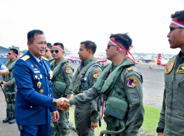 Tampil Memukau, KASAU Apresiasi Tim Demo Udara HUT ke-80 RI