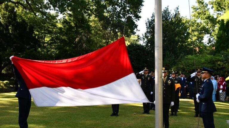 11 Perwira TNI AU Berperan Aktif dalam Upacara HUT ke-80 Kemerdekaan RI di London