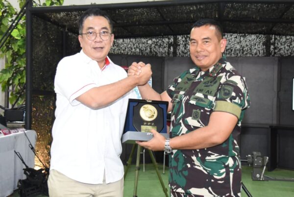 Pangkormar Tinjau Fasilitas PT. Hariff Depa Persada – Perkuat Sinergi dan Inovasi Perlengkapan Tempur