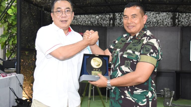 Pangkormar Tinjau Fasilitas PT. Hariff Depa Persada – Perkuat Sinergi dan Inovasi Perlengkapan Tempur