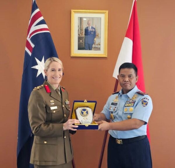Gubernur AAU Bertemu Dubes RI di Canberra, Pererat Kolaborasi Internasional