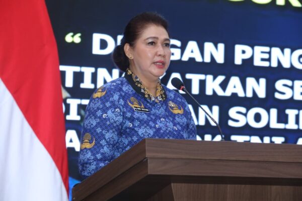 Ketua DPK Unit TNI AD: Jadilah Motor Penggerak Profesionalisme PNS