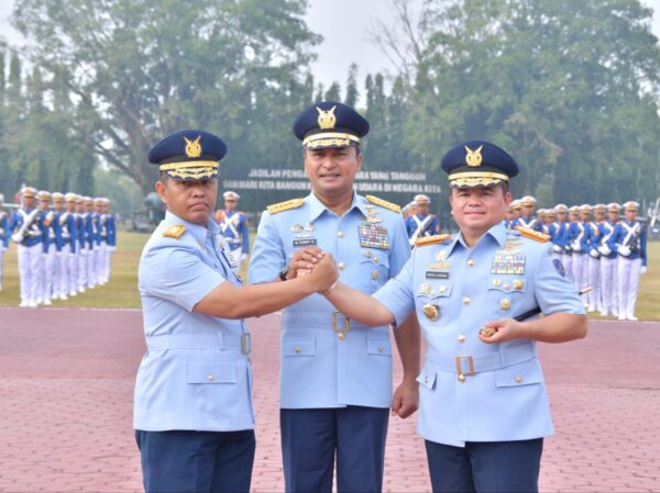 Sertijab Gubernur AAU, Kasau: AAU Pegang Peran Penting Lahirkan Perwira TNI AU yang AMPUH