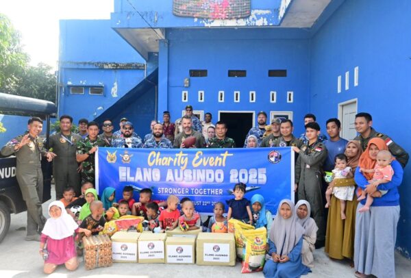 TNI AU-RAAF Gelar Bakti Sosial di Panti Asuhan Darul Ilmi Pekanbaru