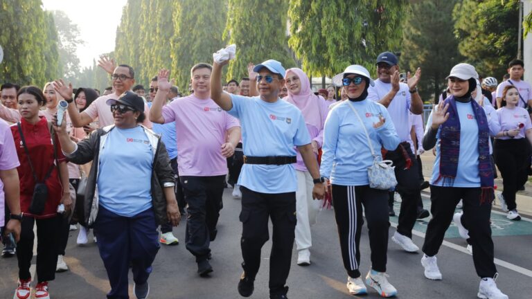 Rayakan Puncak HUT Ke-80, Kemendagri Gelar Jalan Sehat dan Bazar di TMII