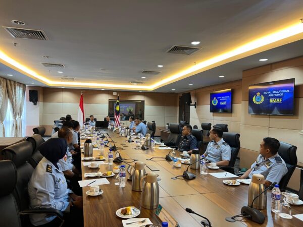 JOEP 2025: TNI AU–TUDM Perkuat Kolaborasi dan Pertukaran Pengetahuan