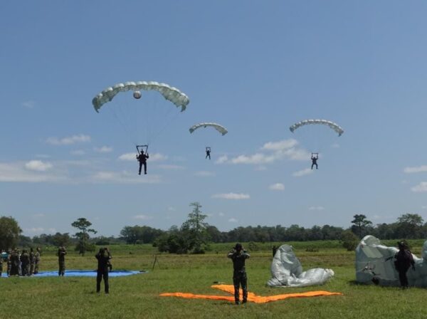 TNI AU Tunjukkan Peran Strategis di Airborne Operations Super Garuda Shield 2025