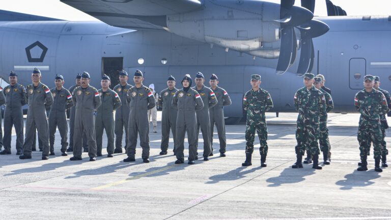 Lanjutkan Misi Operasi Bantuan di Gaza, TNI AU Tambahkan Pesawat C-130J Super Hercules