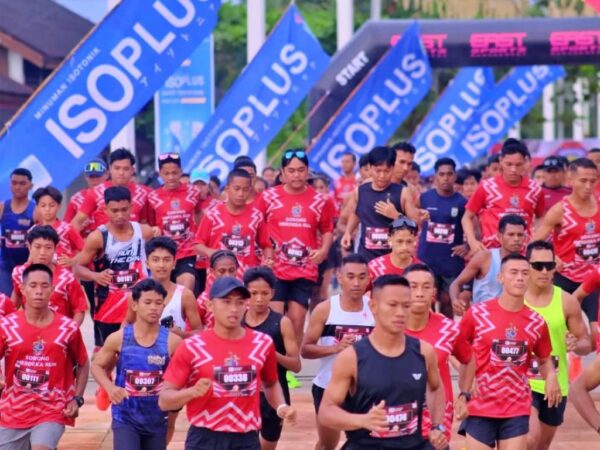 Prajurit TNI AL Raih Medali Emas Dalam Ajang Sorong Merdeka RUN 2025