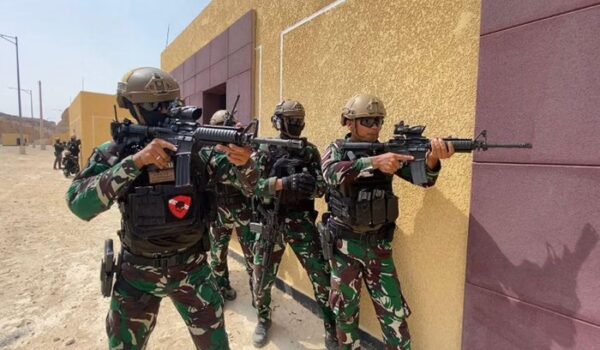 Pasukan Elite TNI AL Tuntaskan Latihan Puncak Pertempuran Kota di Yordania