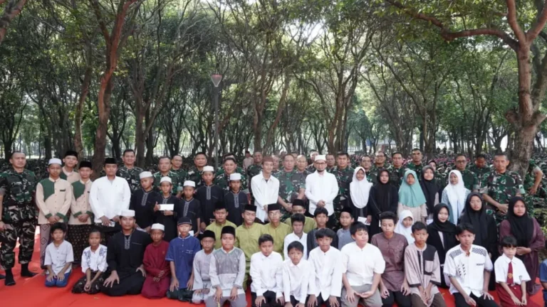 Panglima TNI Menggelar Doa Istighosah di Monas