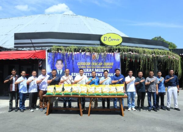 Gerakan Pangan Murah, Lanud Sultan Hasanuddin Sediakan 7 Ton Beras untuk Masyarakat