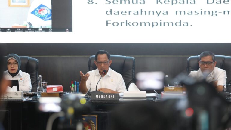 Mendagri Dorong Pemda Segera Perbaiki Fasilitas Publik yang Rusak