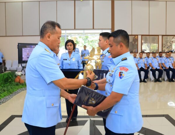 Dankodiklatau Tutup Pendidikan SIP A-91 dan SIN A-14